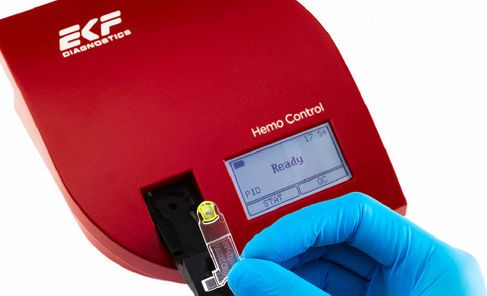Máy phân tích hemoglobin và hematocrit / Model: Hemo Control / EKF – Đức